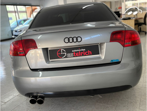 Audi A4 2.0 TDI 7