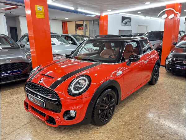 Mini Cooper S ACABADO JCW AUTOMÁTICO  3