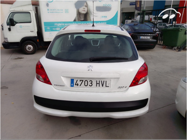 Peugeot 207 1.4 HDI  5