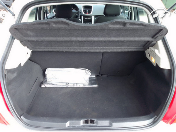 Peugeot 207 1.4 HDI  12