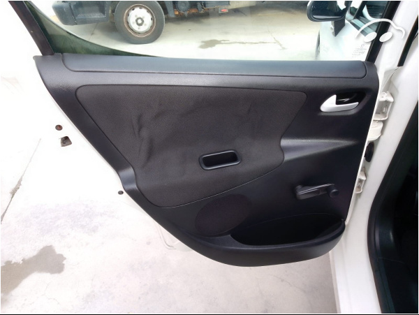 Peugeot 207 1.4 HDI  10