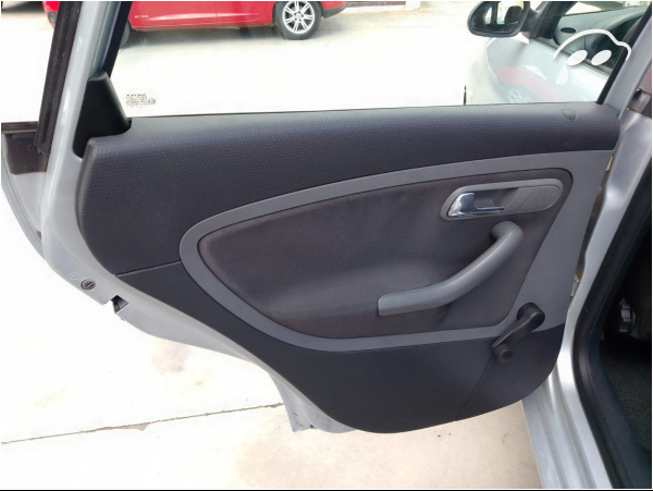 Seat Ibiza 1.2 a Cadena  11