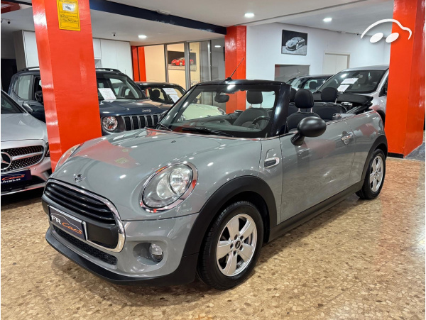 Mini One Cabrio 1.5 3