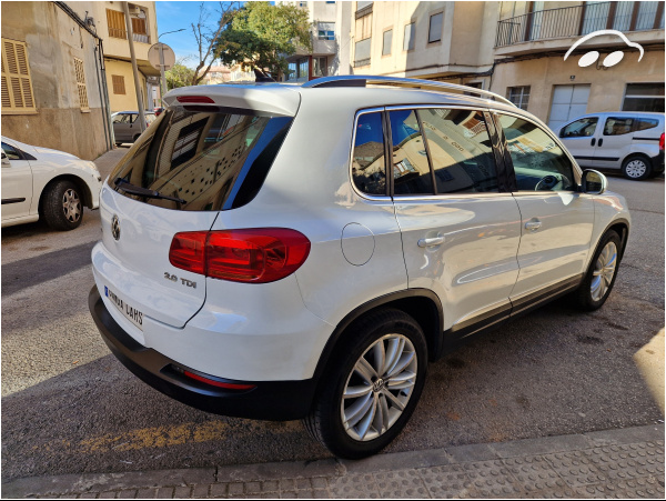 Volkswagen Tiguan Sport Sport 6