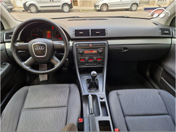 Audi A4 2.0 TDI 9