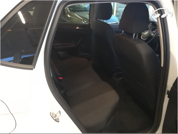 Volkswagen Polo LIMITED 7