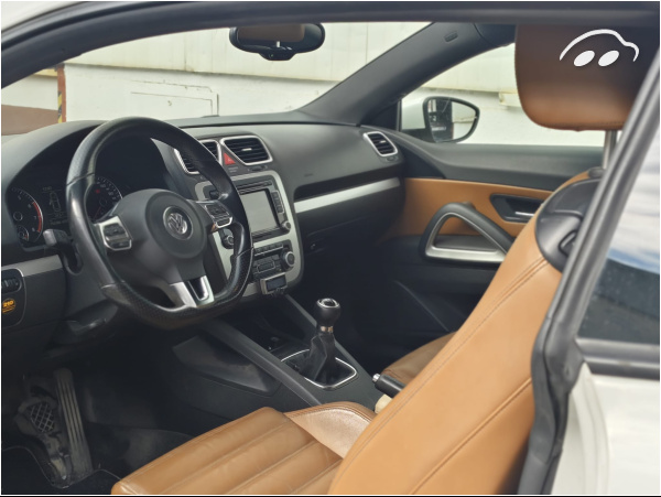 Volkswagen Scirocco 1.4 9