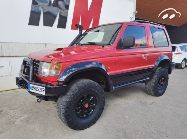 Mitsubishi Montero 2.5 TDI 5
