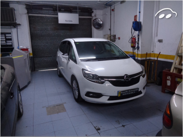 Opel Zafira 1.4 GASOLINA 1