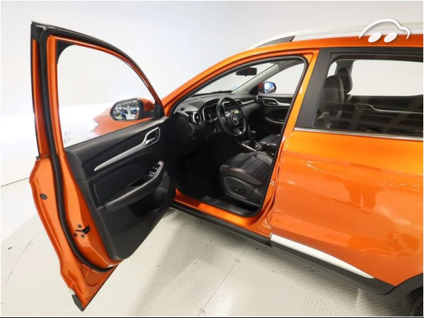 MG ZS 1.5 LUXURY 106CV 5P 7