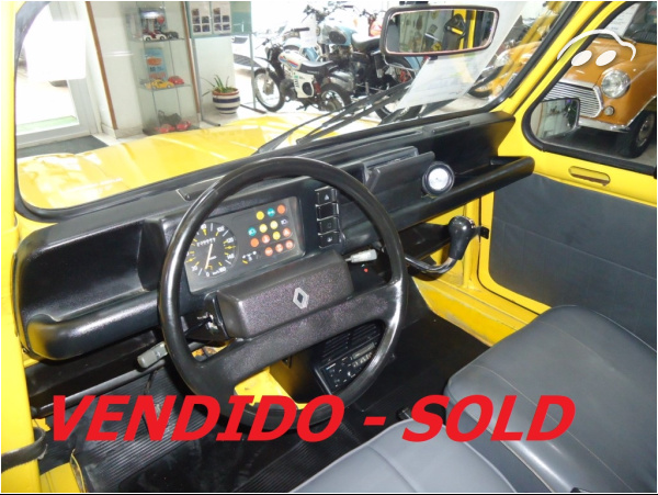 Renault 4L 1.1 cc DESCAPOTABLE 6