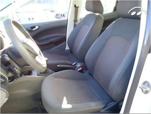 Seat Ibiza 1.4 Reference 8