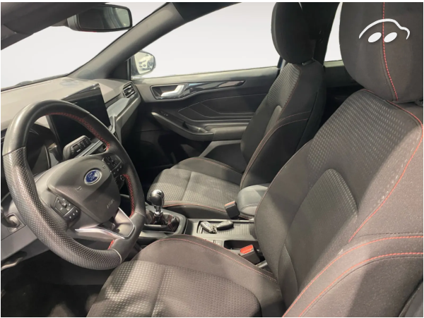 Ford Focus 1.0 EcoBoost Hybrid St-Line X 6