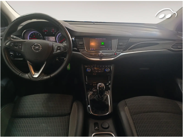 Opel Astra 1.2 Turbo Buisiness Elegance 4