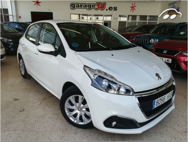 Peugeot 208 ACCES 1