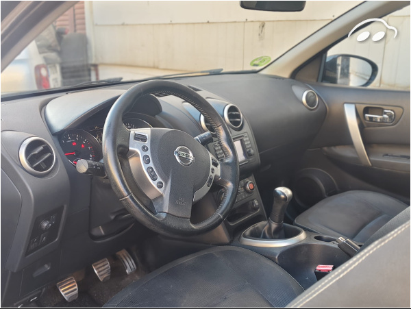 Nissan Qashqai 1.6 6