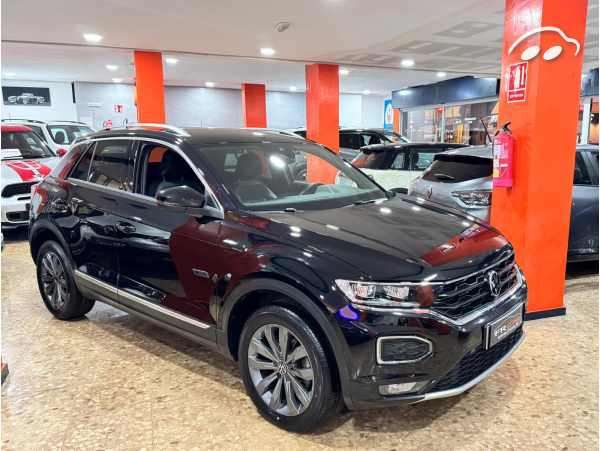 Volkswagen T-roc 1.5 TSI SPORT 1