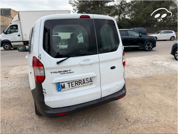 Ford Transit courier FURGON  10