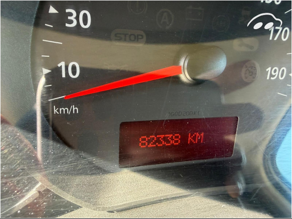 Nissan NV250 FURGON  4