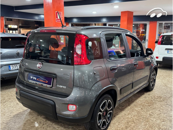 Fiat Panda 1.0 HYBRID CITY LIFE 8