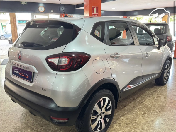 Renault Captur LIMITED TCE 7