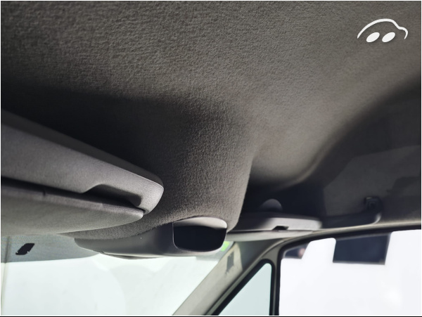 Volkswagen Crafter 2.5 6