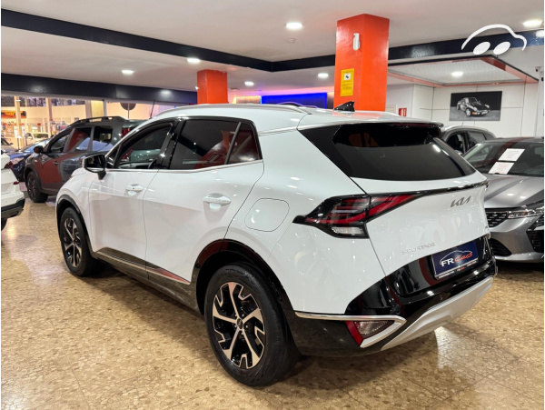 Kia Sportage 1.6 T-GDI HEV TECH 4x2  7