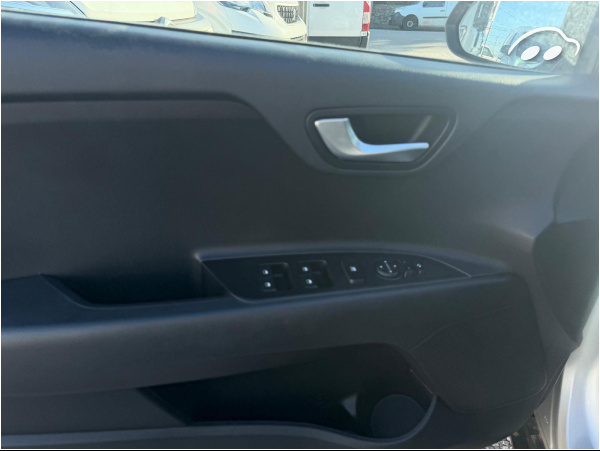 Kia Stonic  10