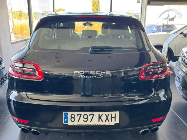 Porsche Macan  5