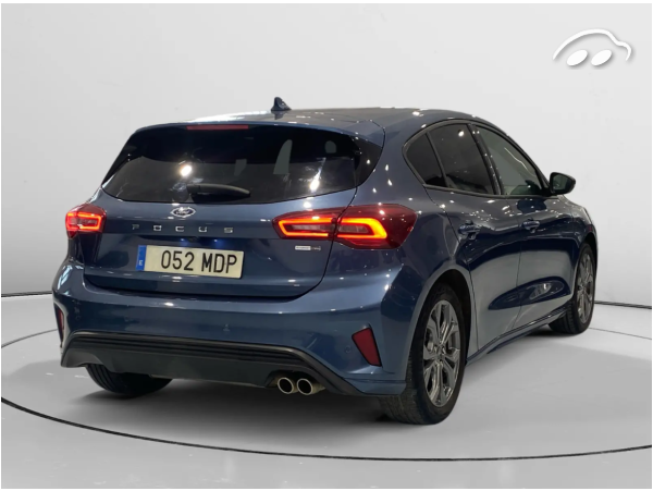 Ford Focus ST-Line X 2