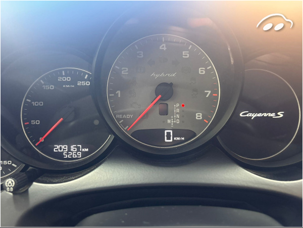 Porsche Cayenne S  5