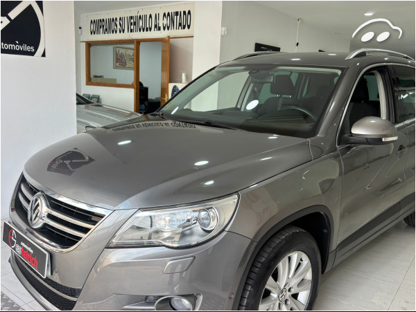 Volkswagen Tiguan  11