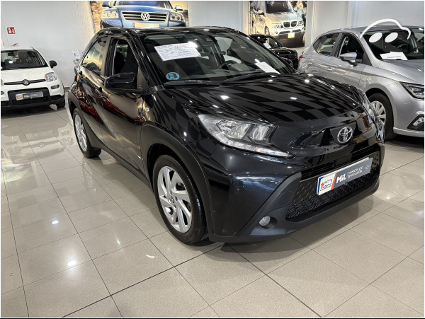 Toyota Aygo 1.0 PLAY 1