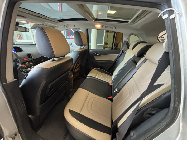 Renault Koleos  8