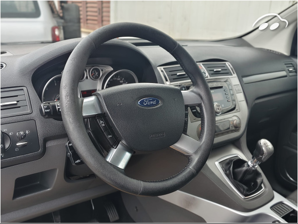Ford Kuga  9
