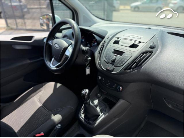 Ford Transit  Courier 5