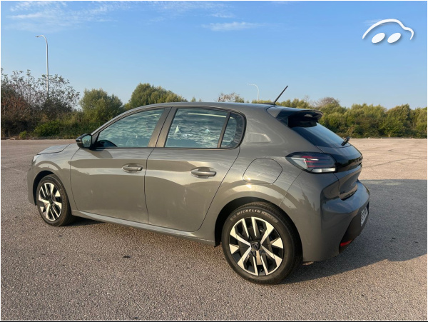 Peugeot 208 ACTIVE 1.2 4