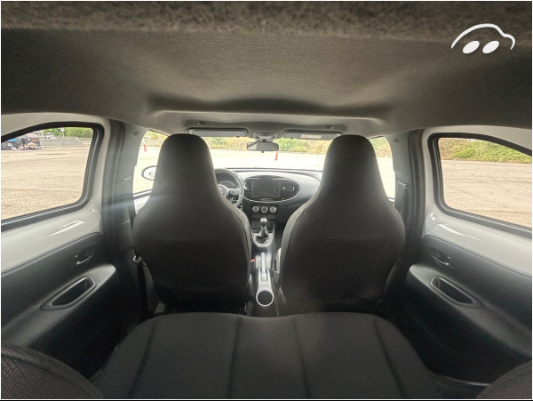 Toyota Aygo X Cross 1.0 VVTI PLAY 6