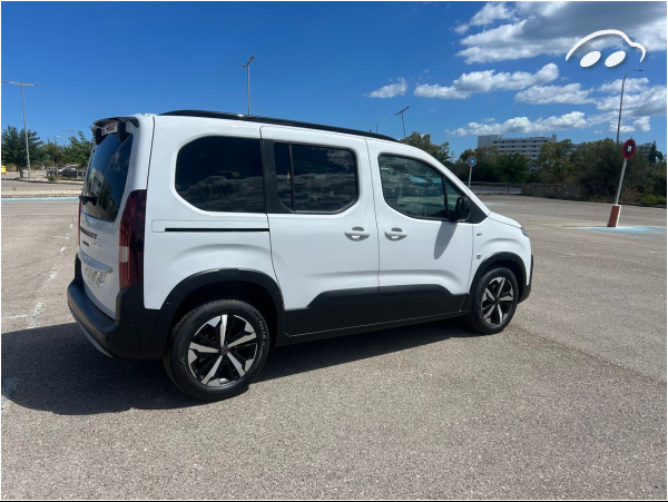 Peugeot Rifter GT BHDI EAT8 Standard 2