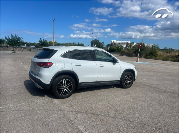 Mercedes-benz GLA 250e 2