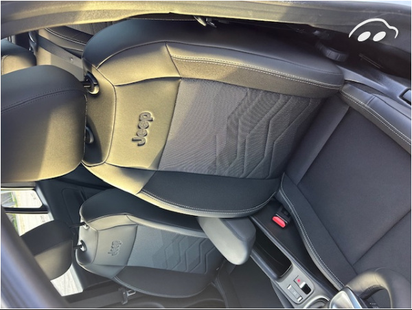 Jeep Avenger ALTITUDE 6